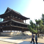 奈良県　法隆寺
聖徳太子が作ったお寺♪
和をもって尊し、今にも通じますね(^^)
love & peace