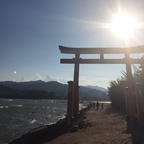 青島

宮崎県

鬼の洗濯岩が時間で見られる。
島の中にある青島神社も風情があって良いです。