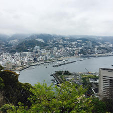 ～熱海城からの熱海♨︎の街並みを一望～