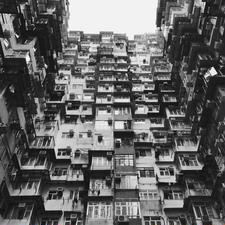 香港の超密集アパートQuarry Bay(鰂魚涌)