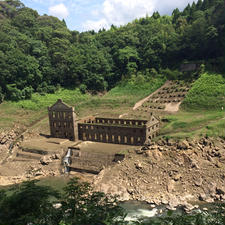 曽木の滝の近くにある、旧発電所の遺跡です。