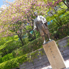 【宮城】仙台

林子平之像

仙台ゆかりの人物

#宮城°
#仙台
#電車旅
#林子平
#2019/05/02