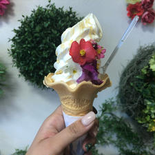 北海道　小樽
NATURAL HONEY 🍯💐🍦

北海道のアイスクリームはほんっとうに美味しい！