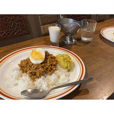 福岡　Gara
初福岡1食目はカレーライス🍛
並んだけど美味しかった〜！