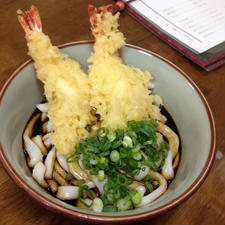 伊勢神宮に行く前に食べた伊勢うどん！

まったくコシがないうどんは初めてだったけど、これはこれで美味でした⛩