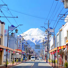 富士山　ほんちょう2丁目商店街　富士吉田　富士山駅