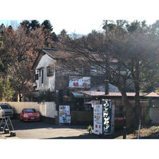 平等院近くの駐車場にある
観月さん