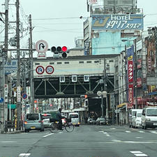 JR鶴橋駅
鶴橋駅を車中から撮影。