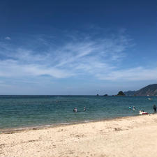 福井県鳥居浜海水浴場🏖
人もそんなに多くなくゆっくりできました〜⛱🏊‍♂️