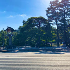 【伊勢神宮 外宮】パワースポット⛩✨

お伊勢参り　　
まずは外宮からお詣り

到着した時は暑かったのに、鳥居を潜ってからはとても涼しく清々しかった✴︎
ご挨拶、お礼、お詣りを済ませた後、内宮へ向かいました。


2022.10.29