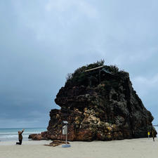 🇯🇵島根県・鳥取県
🗓️2023年01月
オススメ度⭐️⭐️⭐️⭐️（5点満点）
📝出雲大社から神社を勉強してニニギを知った
　鳥取県ではゲゲゲの鬼太郎もいて
　神々と妖怪が暮らしてた。
　#無計画旅行