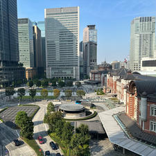 KITTEテラスからの東京駅