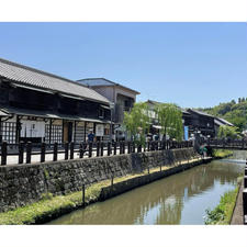 千葉県香取市にある水郷・佐原！

歴史ある街並みを楽しみながらの散策と合わせてチェックしておきたいのが「伊能忠敬」✨

国内で初めて実測日本地図をつくりあげた忠敬について、その偉業以外にも様々ことを知ることができます！

忠敬の人生や人柄、家族などについて、「伊能忠敬記念館」や「伊能忠敬旧宅」では貴重な資料の数々と共に見学できるので、佐原観光の際にはぜひ立ち寄ってみてくださいね♪