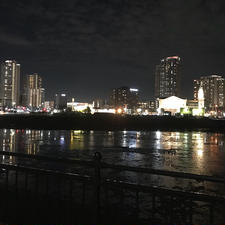 千葉県柏市北部、つくばエクスプレス線柏の葉キャンパス駅周辺の夜景です。官民一体となった開発が進んでいます。