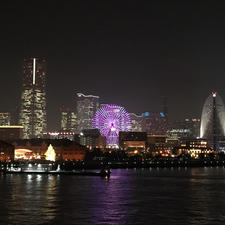 大さん橋から見たみなとみらいの夜景は絶景です♪