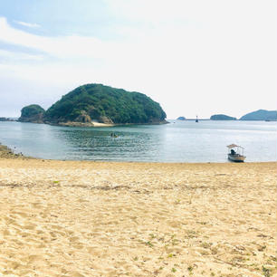 仙酔島
海水浴場があったので、足だけちゃぷってきた🏖☀️

#仙酔島#福山