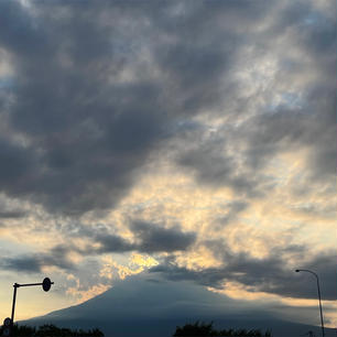 静岡　富士山の影山