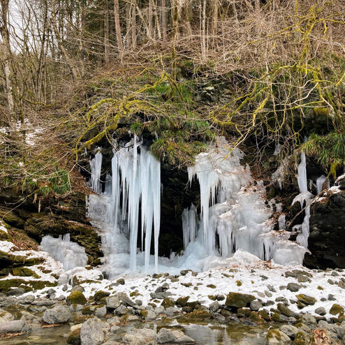 三十槌の氷柱