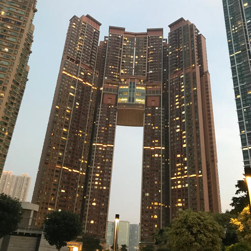 香港