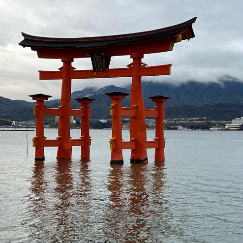 嚴島神社