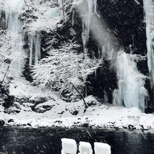 三十槌の氷柱