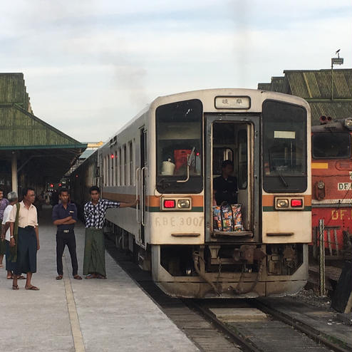 ヤンゴン中央駅